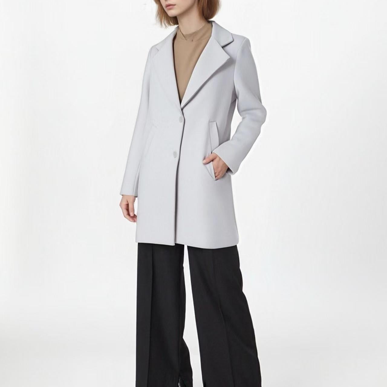 Cappotto Eleganza Classica - Made in Italy Stile Minimalista Raffinato con Bottoni Frontali e Tasche Laterali Versatile per Ogni Occasione