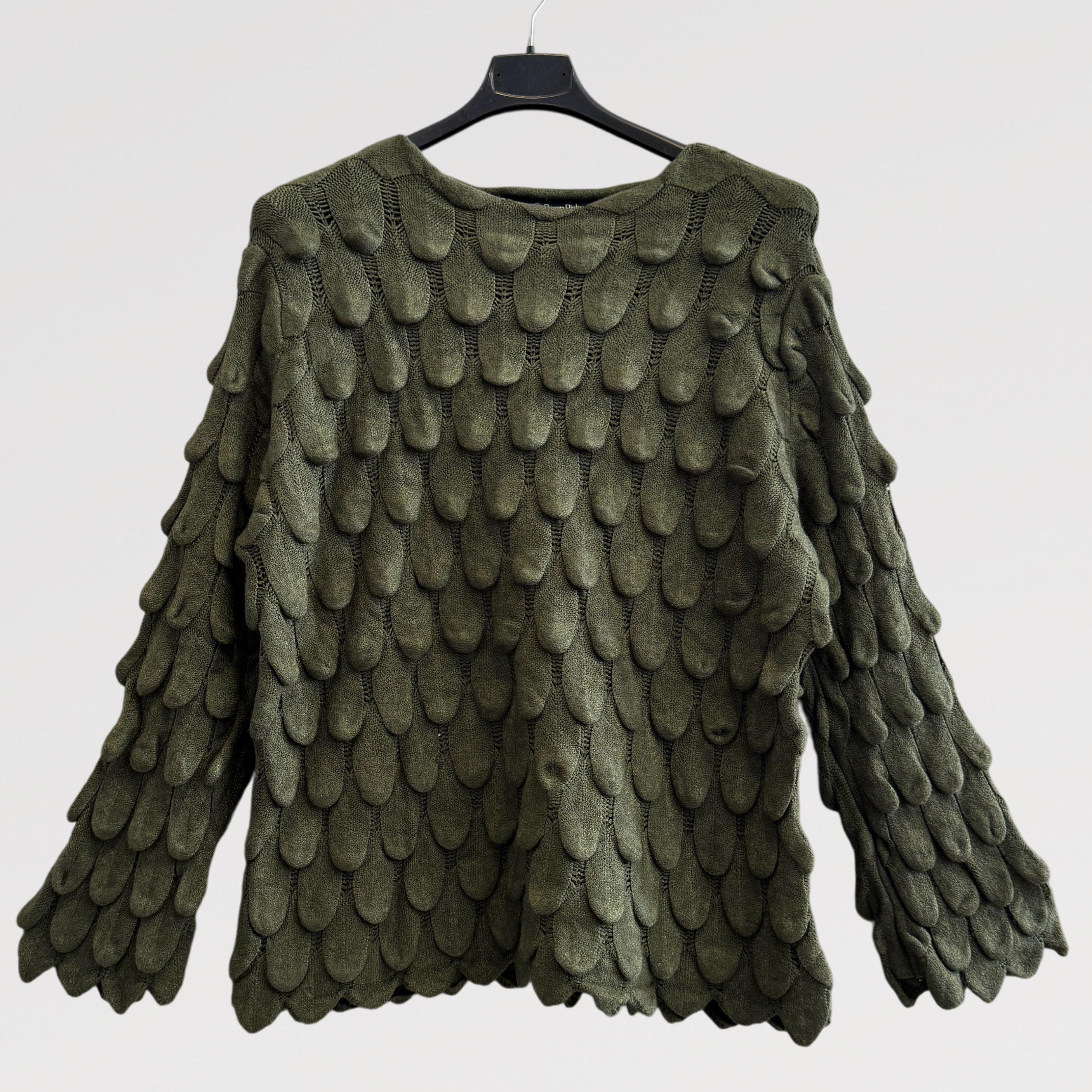 Maglia Maglieria Texture Petalo Tinta Unità Design Ricercato in Filato Tecnico Misto 40% Acrilico 30% Nylon 30% PBT Vestibilità Morbida Taglia Unica S XL