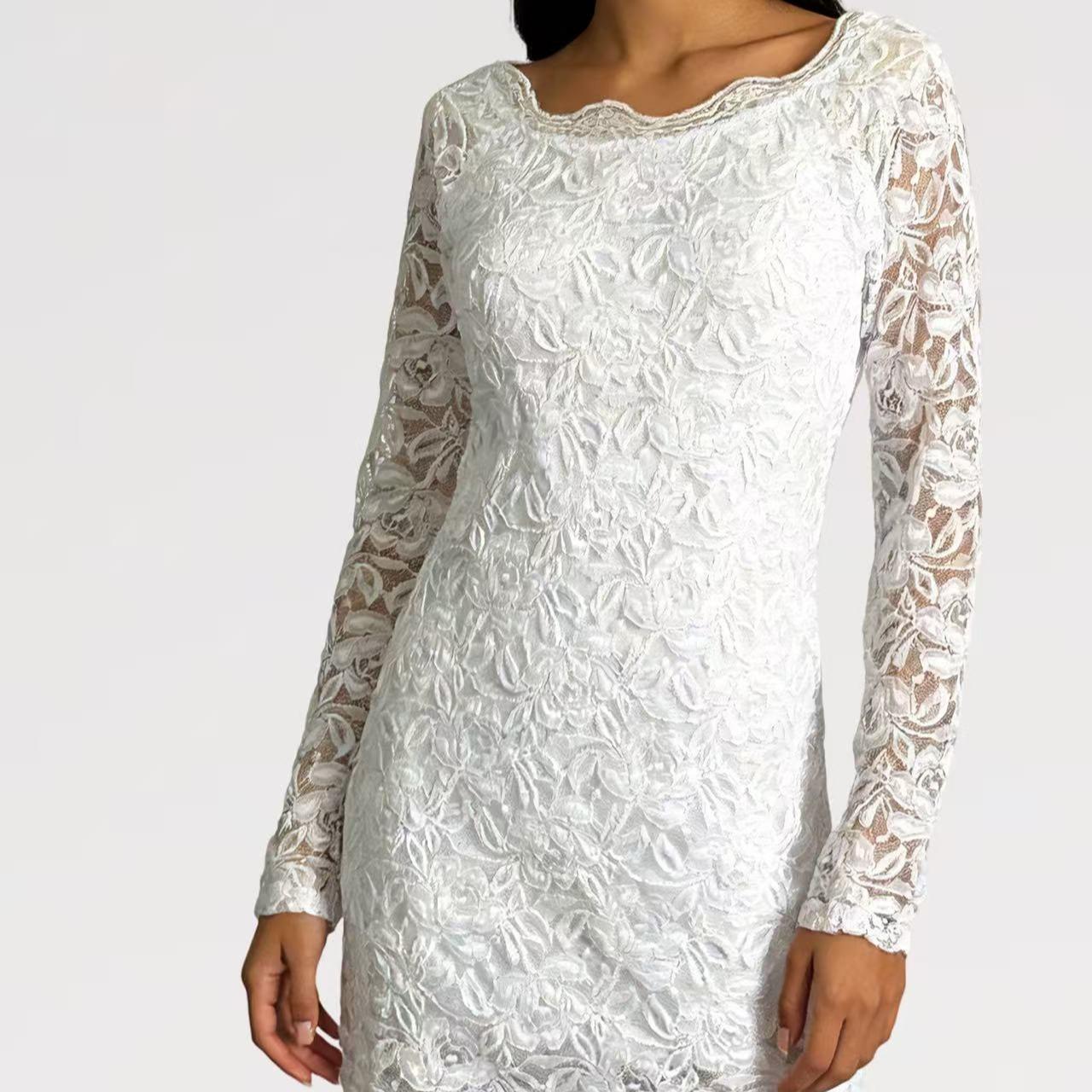Abito Corto in Pizzo Elasticizzato Manica Lunga Elegante con Scollatura Rotonda e Tessuto Morbido per Occasioni Speciali