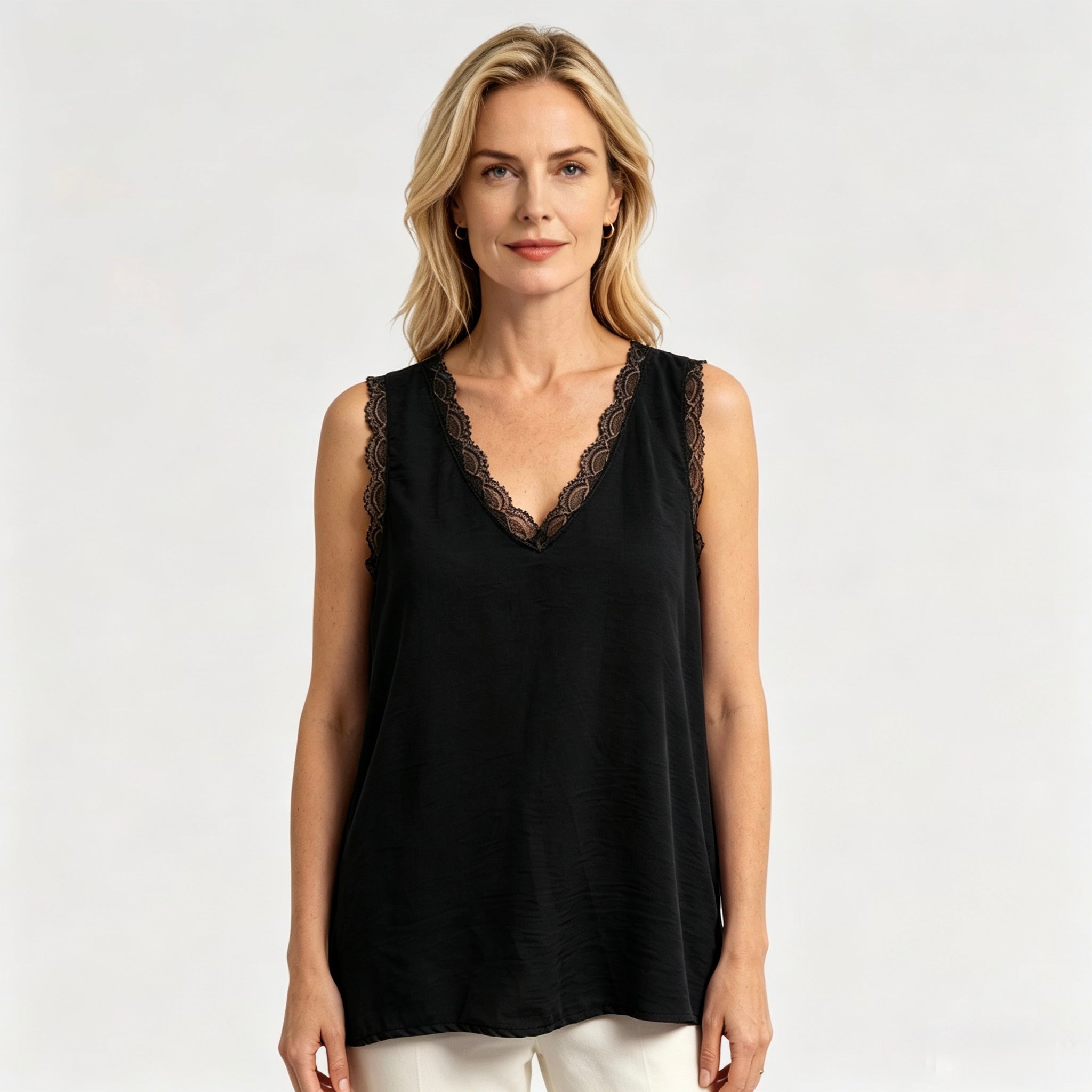 【Lady First】Canotta scollo V con pizzo Made in italy