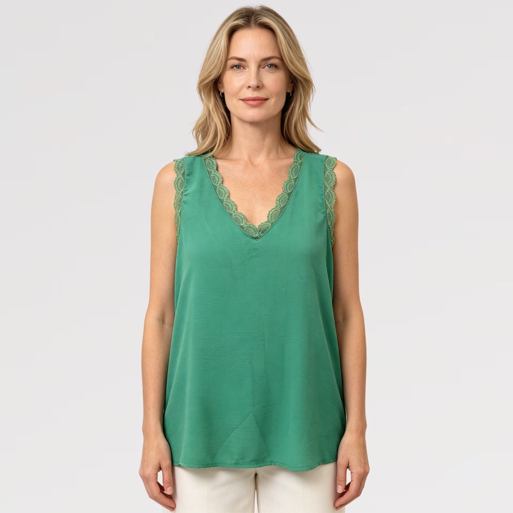 【Lady First】Canotta scollo V con pizzo Made in italy