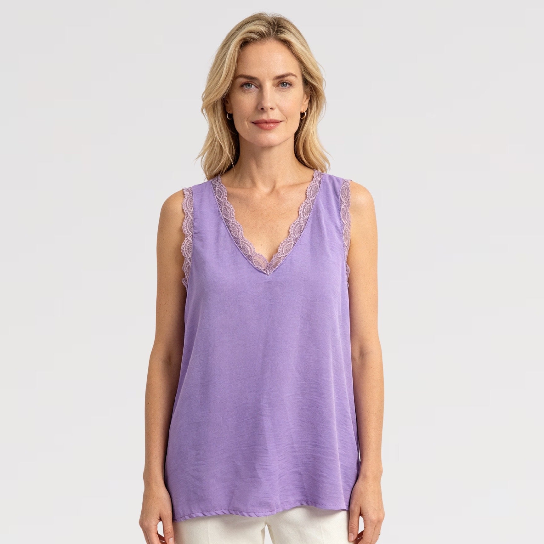 【Lady First】Canotta scollo V con pizzo Made in italy