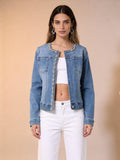 Giacca Denim Elegance con Perle e Diamanti Effetto Collana Bottone a Clip