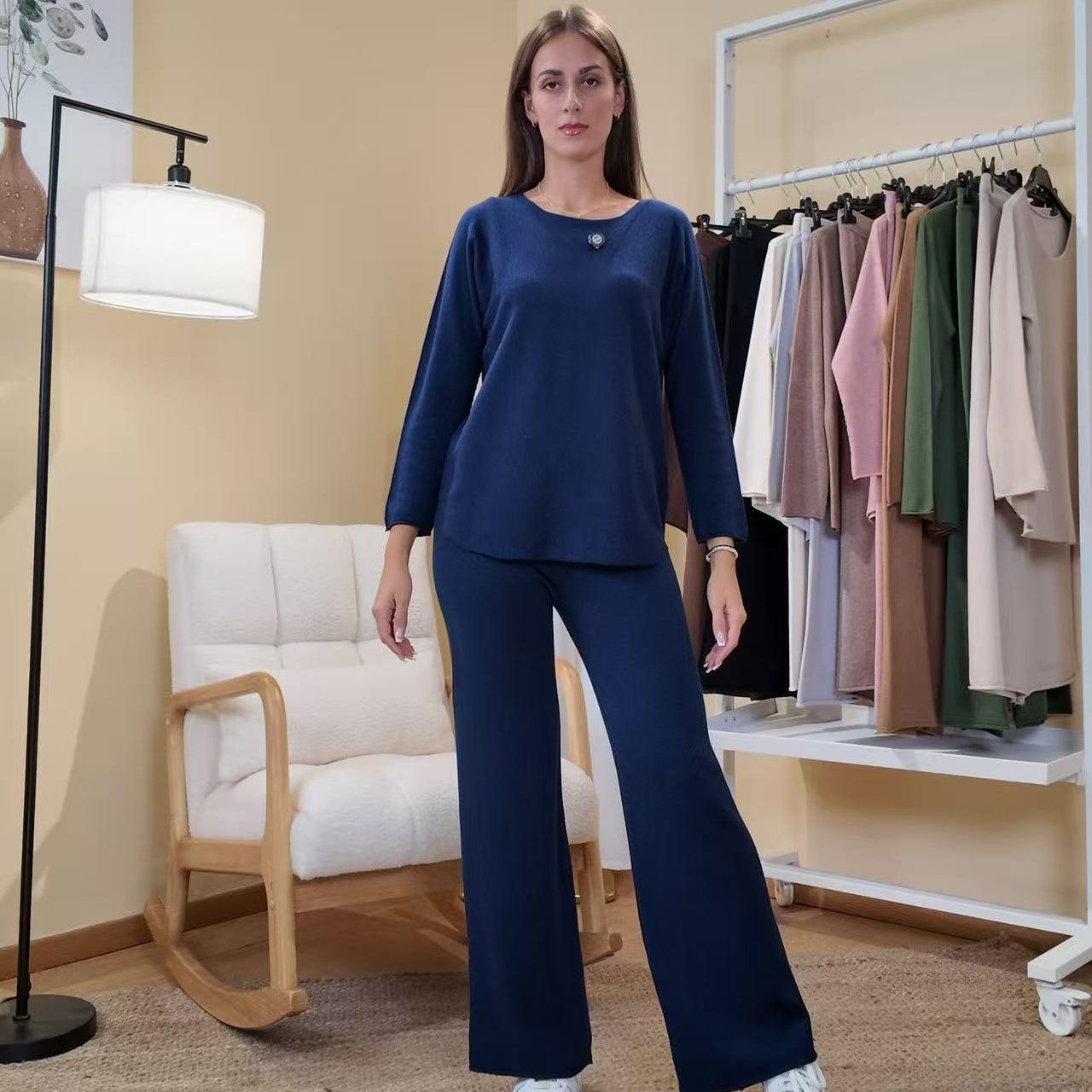 Completo Maglia e Pantalone One Size in Comodità Unica per Stile Elegante e Versatile