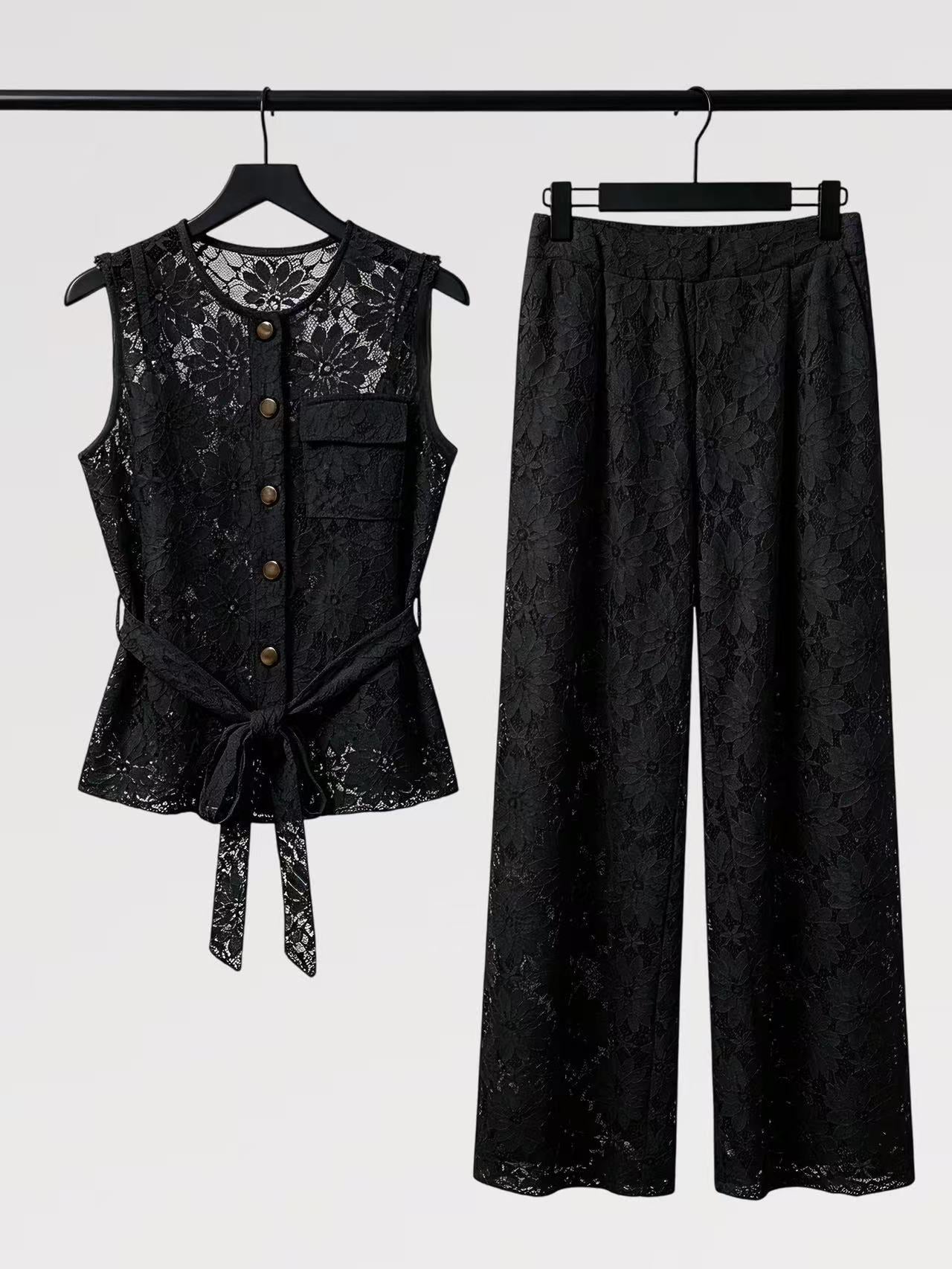 Completo Smanicato Pizzo – Top con Nodo & Pantalone Palazzo