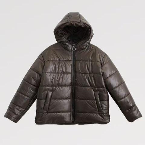 Puffy il Piumino Daily - Made in Italy, Piumino imbottito con finish lucido, caldo e leggero, Zip frontale con anello metallico, Cappuccio avvolgente, Tasche laterali inclinate, Trapuntatura orizzontale, Taglie S/M e L/XL