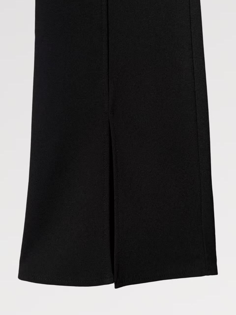 Pantalone Elegante Flare con Spacco davanti  Must-Have per il Tuo Guardaroba Perfetto per Chi Amo lo Stile Elegante