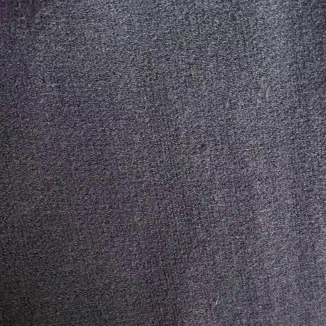 Cardigan Viscosa con Bottoni Gioiello in Colore Lilla - Made in Italy, Linea Ampia, Chiusura Elegante, Perfetto per Occasioni Casual e Eleganti