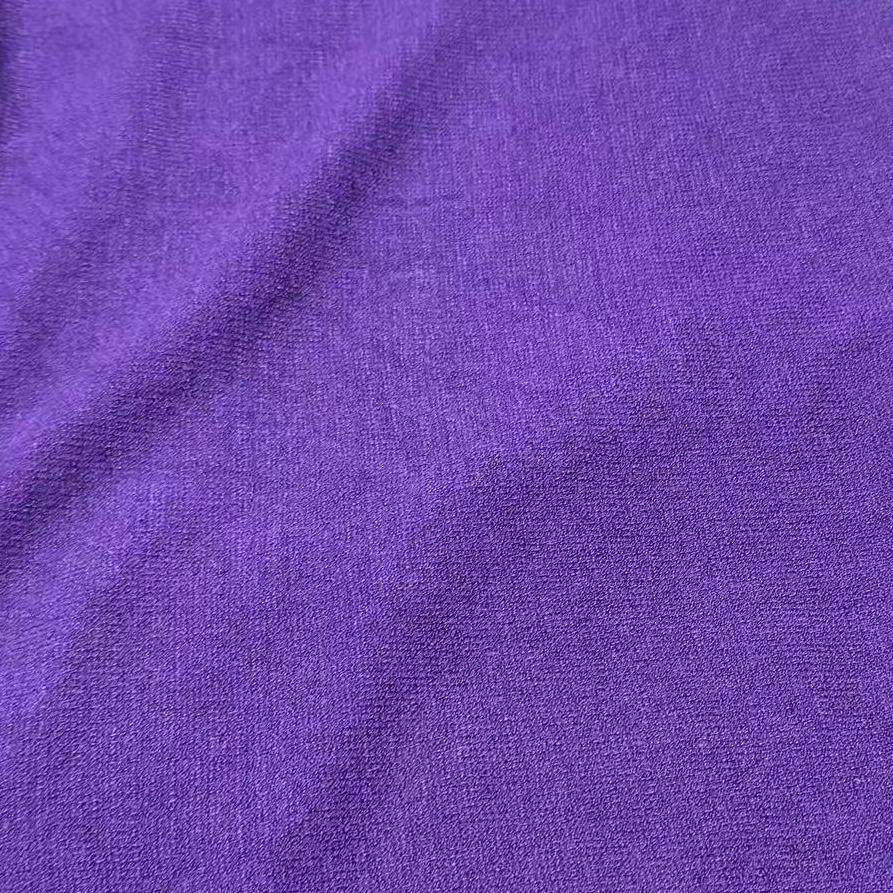 Maglia Basic in Viscosa Collo a Barchetta - Made in Italy