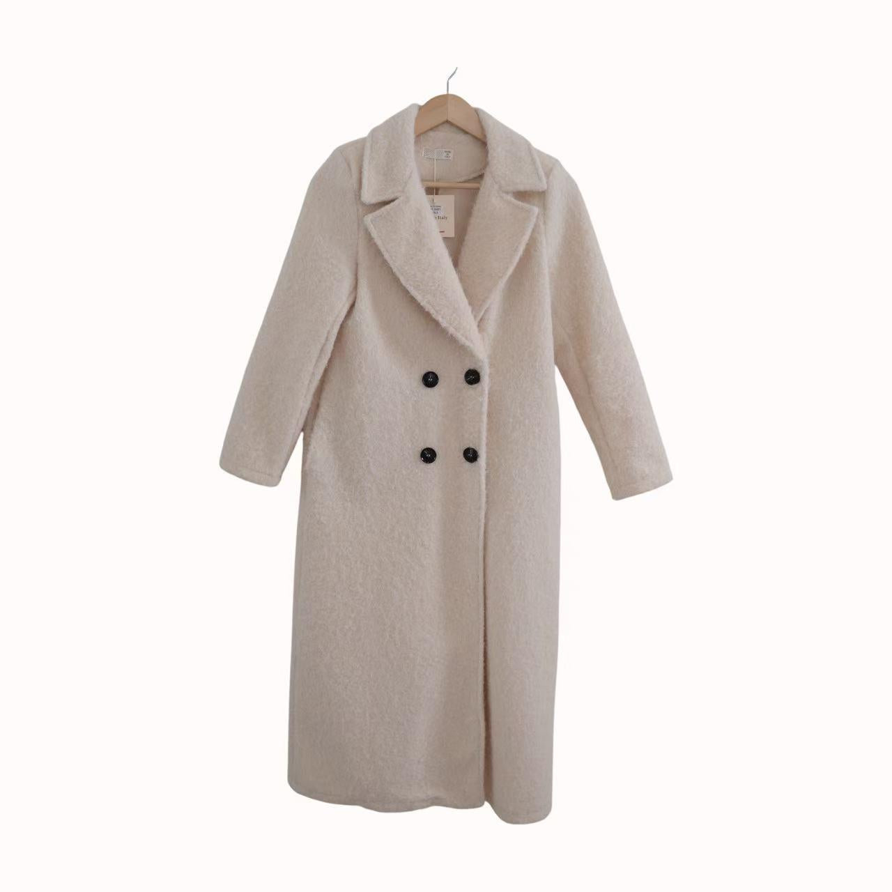 Maxi Cappotto in Bouclé - Made in Italy con Colletto Alto e Bottone Nero per Stile Elegante e Caldo Marrone Texture Morbida