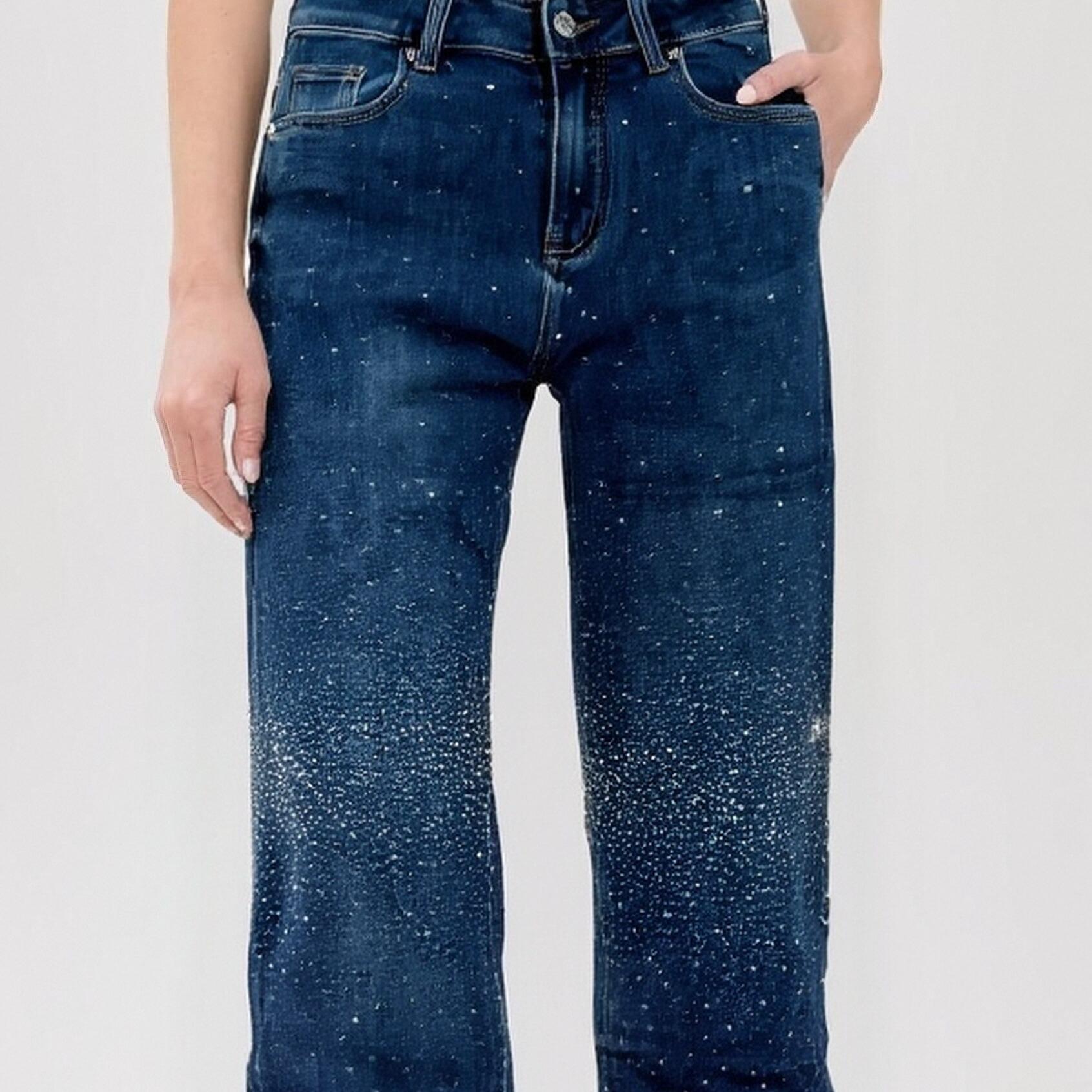Jeans Blu con brillantini davanti e dietro per un look elegante e sofisticato