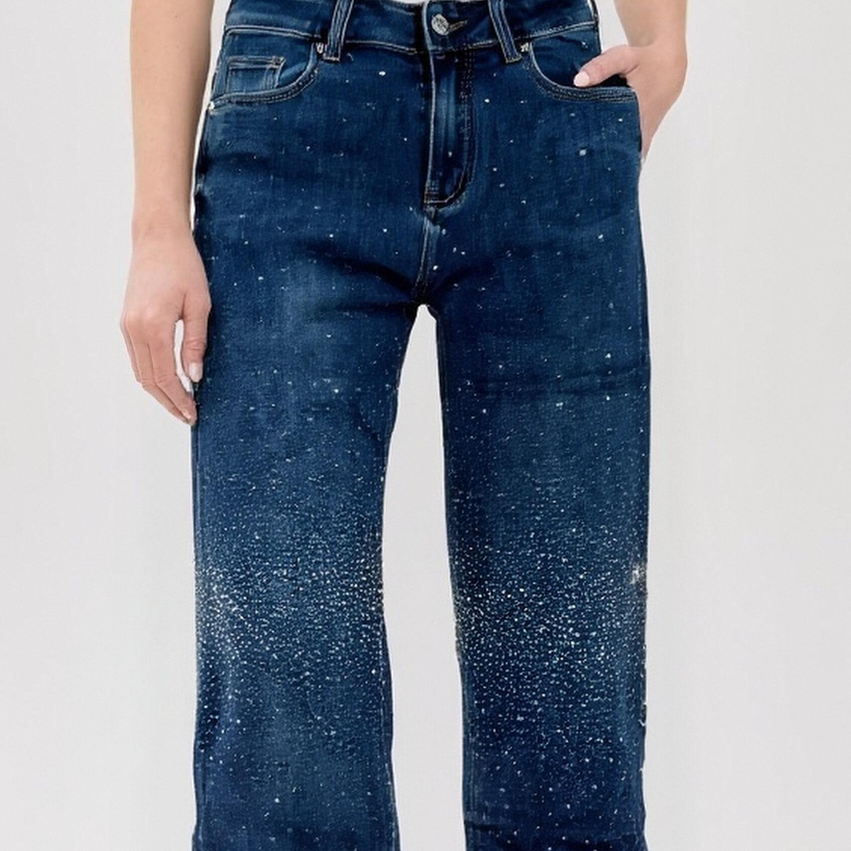 Jeans Blu con brillantini davanti e dietro per un look elegante e sofisticato