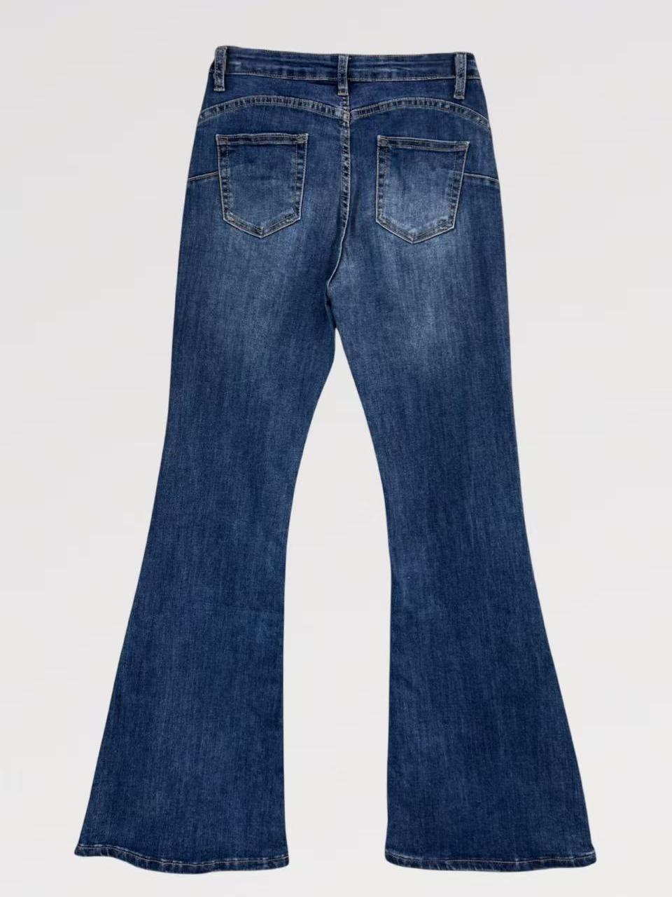 Jeans "NOSTALGIA" Flare Push UP Elastic Fit Svasato in Denim Elasticizzato con Cinque Tasche e Chiusura Bottone e Zip per Vestibilità Aderente e Comfort