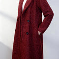 Maxi Cappotto in Bouclé - Made in Italy con Colletto Alto e Bottone Nero per Stile Elegante e Caldo Marrone Texture Morbida