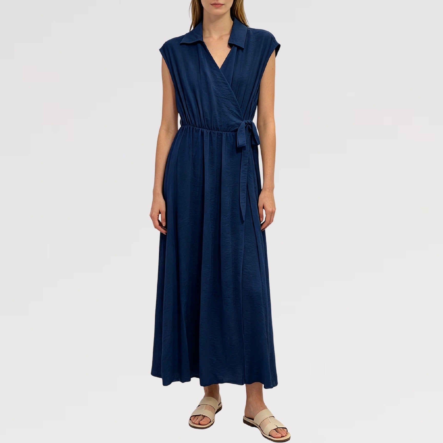 【Lady First】Abito TERESA  lungo senza maniche collare camicia 100% viscosa avvolgente vita regolabile -made in italy