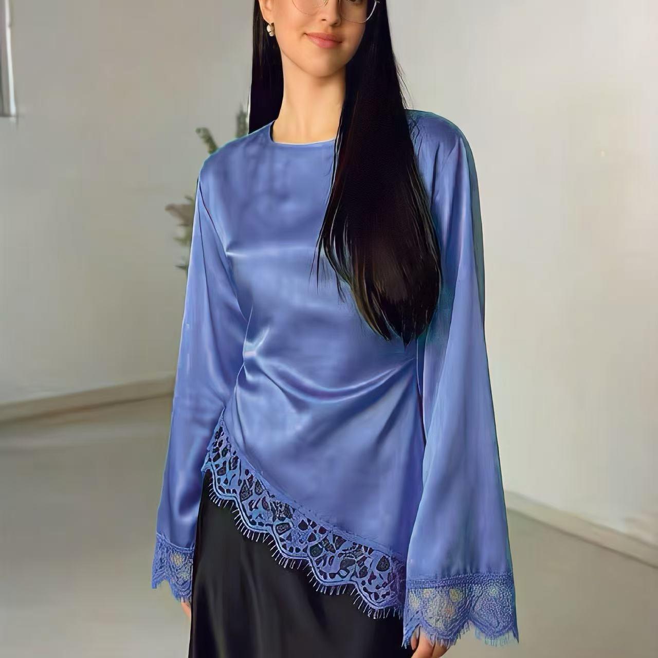 Blusa in Raso con Dettagli in Pizzo e Laccio Posteriore - Made in Italy