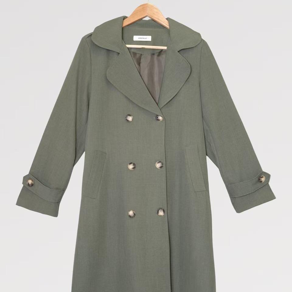 Trench Coat Elegance - Made in Italy - Eleganza Italiana con Stile Distintivo e Design Affascinante Sette Colori Eleganti Cuffia