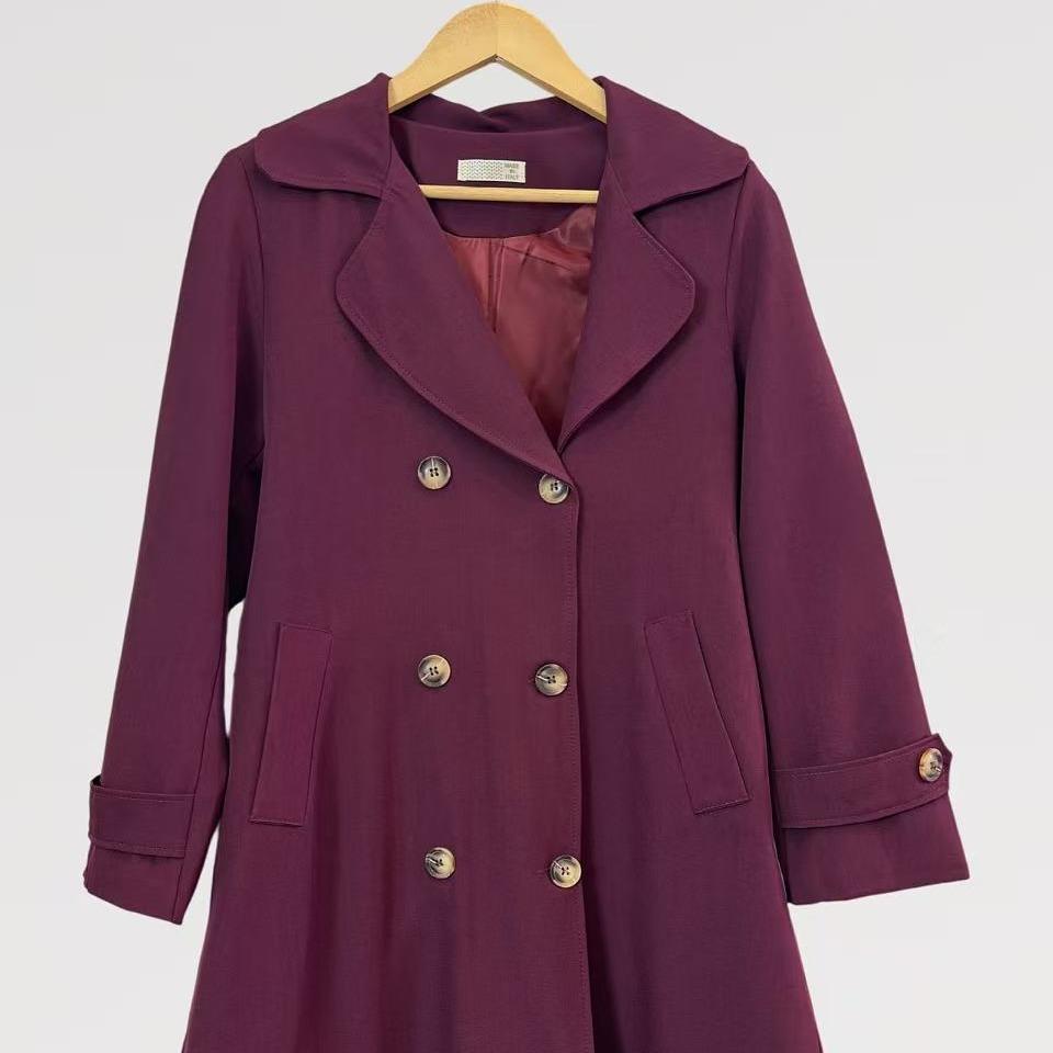 Trench Coat Elegance - Made in Italy - Eleganza Italiana con Stile Distintivo e Design Affascinante Sette Colori Eleganti Cuffia