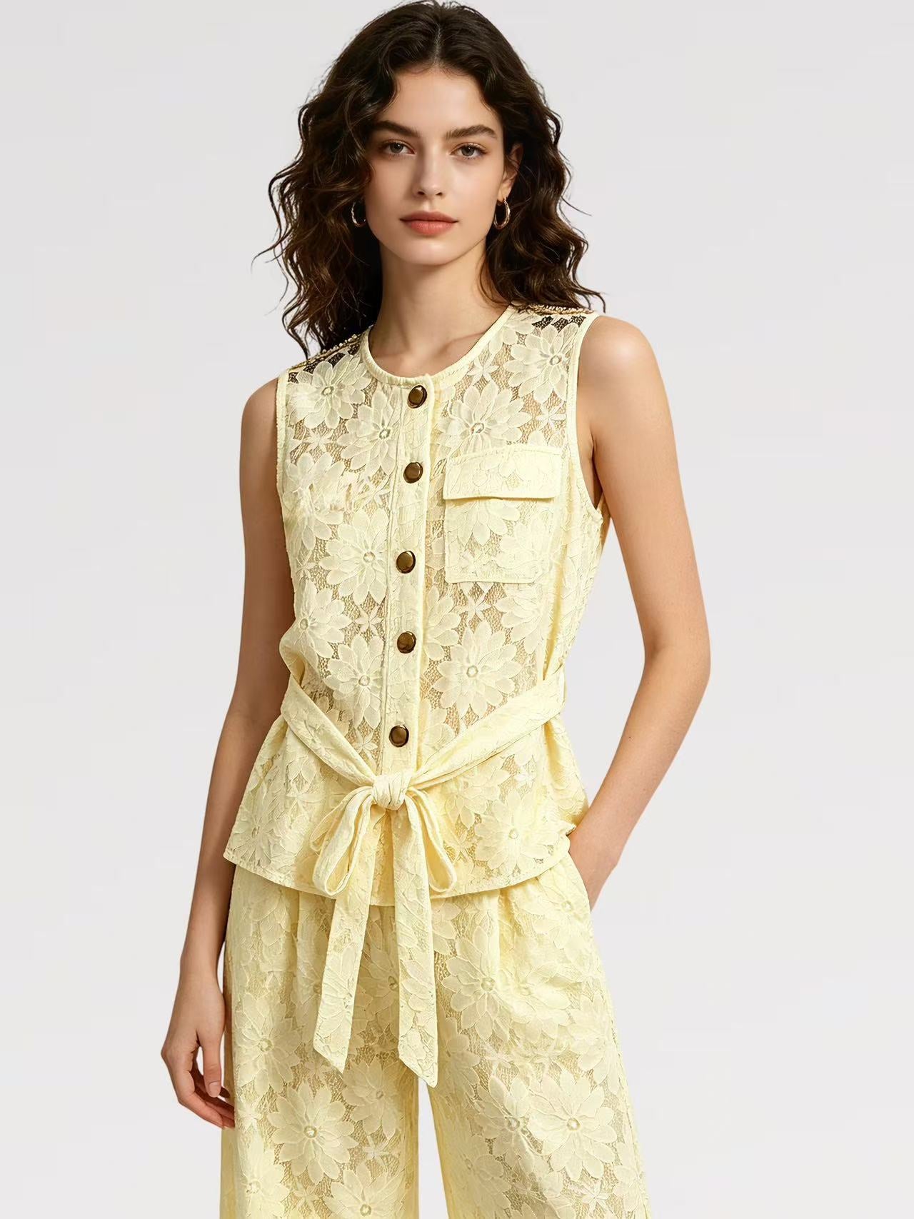 Completo Smanicato Pizzo – Top con Nodo & Pantalone Palazzo