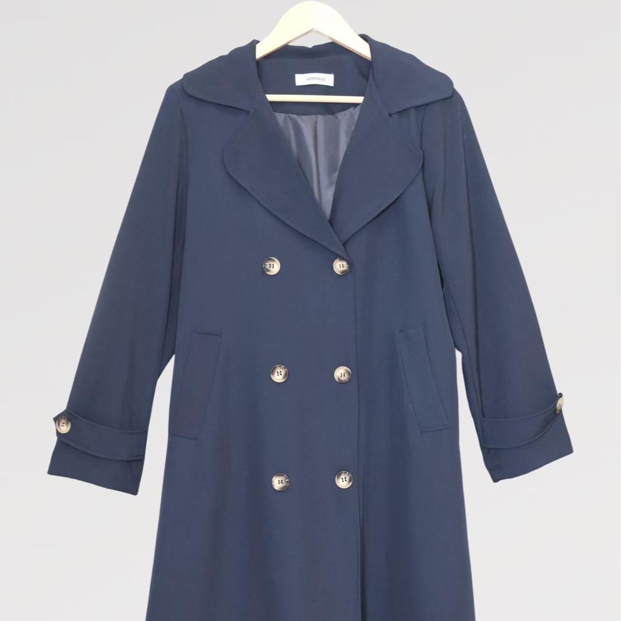 Trench Coat Elegance - Made in Italy - Eleganza Italiana con Stile Distintivo e Design Affascinante Sette Colori Eleganti Cuffia